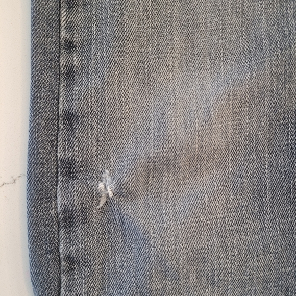 Levis Signature Jeans - Men's size 32 x 32 - Picture 9 of 14